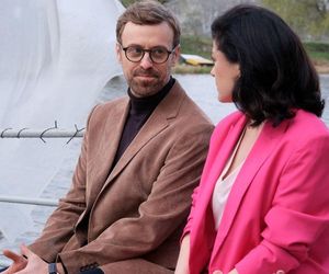 M jak miłość odc. 1872 po wakacjach. Kinga (Katarzyna Cichopek), Dariusz Hoffman (Mateusz Rusin)