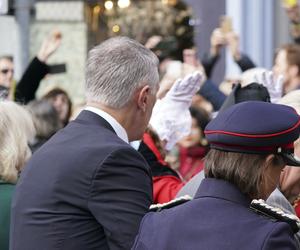 Król Karol III znów obrzucony jajkami! Skandal w rodzinie królewskiej