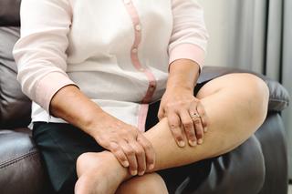 Obrzęki, zakrzepica i kompresjoterapia - sprawdź, ile wiesz na temat chorób żylnych nóg