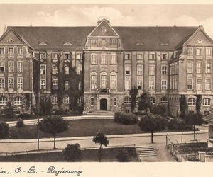To jeden z najpiękniejszych budynków w Olsztynie. Dawniej pomieszczenia zajmowało m.in. Gestapo
