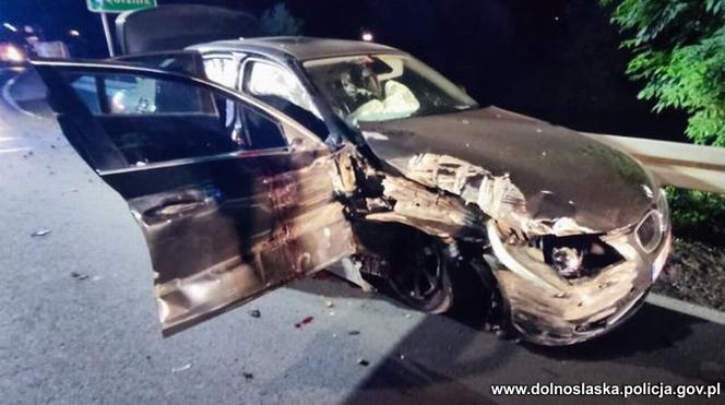 Pijany kierowca rozbił BMW
