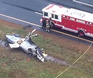 Samolot rozbił się na autostradzie