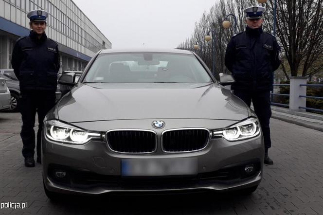 Nieoznakowany radiowóz BMW policyjnej grupy SPEED