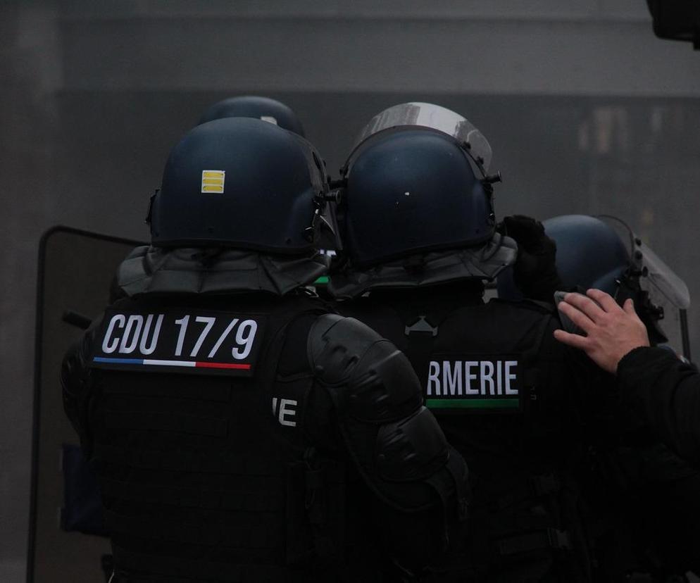 Strzelanina pod Paryżem. Zginęła jedna osoba, kilka zostało rannych