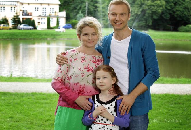 M jak miłość po wakacjach 2013. Marta (Dominika Ostałowska), Ania (Weronika Wachowska), Andrzej (Krystian Wieczorek)