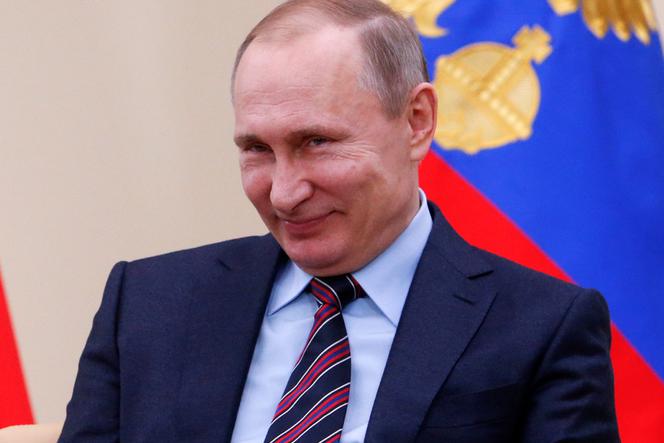 Władimir Putin pod ostrzałem