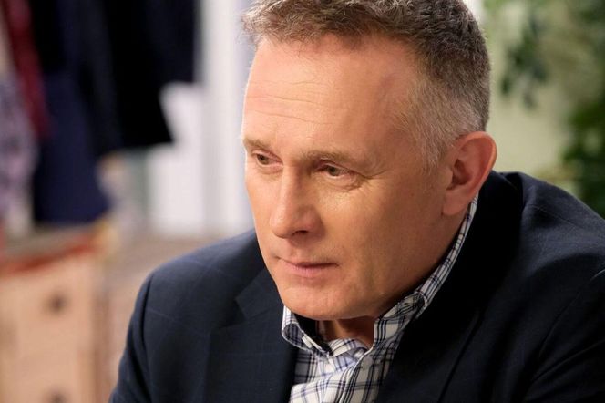 M jak miłość. Dziwne zwyczaje zdrajcy Artura na planie. Robert Moskwa wyjawia prawdę - WIDEO