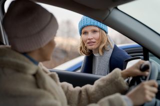 Przyjaciółki 25 sezon odc. 293. Inga (Małgorzata Socha), Natalia (Natalia Rybicka)