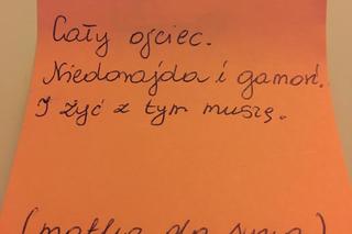 Te słowa dzieci mają uświadomić. Kolorowe karteczki stały się już symbolem 
