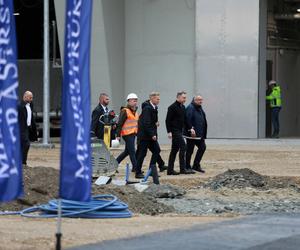 Wizyta Prezydenta Andrzeja Dudy na budowie tunelu pod gora Lubon Maly na odcinku S7 Naprawa - Skomielna Biala