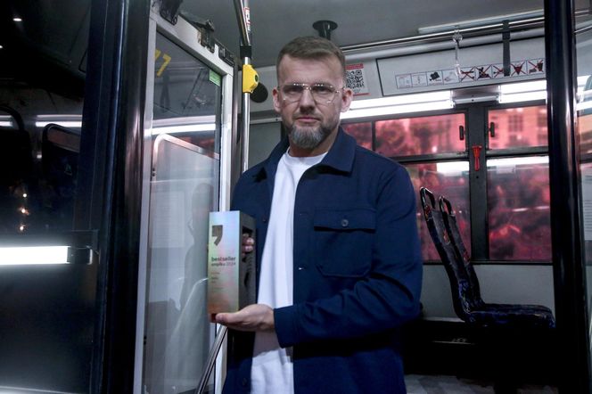 KęKę w żałobie. Jego słowa o mamie łamią serca fanów