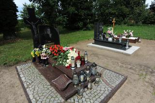 Rocznica tragicznej śmierci Andrzeja Leppera. Oto, jak wygląda jego grób 12 lat od śmierci