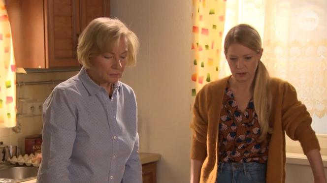 Na Wspólnej. Renata (Marta Jankowska), Maria (Bożena Dykiel)