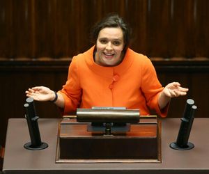 Jachira grzmi z Sejmu. Posłanka kontra Nawrocki i „ciemne siły”