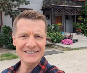 M jak miłość. Paweł (Rafał Mroczek) na planie