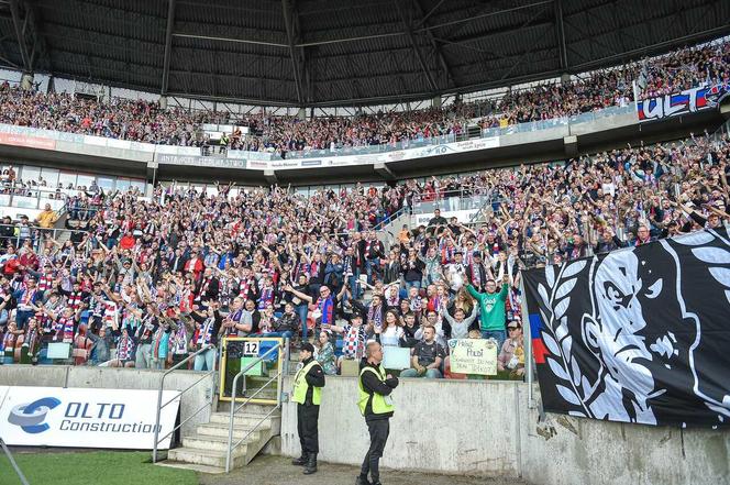 Górnik Zabrze - Stal Mielec. Bramkowy remis popsuł humory kibicom Górnika ZDJĘCIA