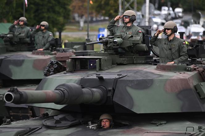 Zamknęli cztery mosty i kilkadziesiąt ulic. Próba generalna przed Świętem Wojska Polskiego