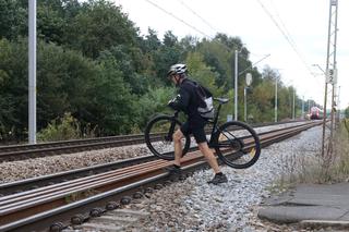  Sukces Super Expressu i mieszkańców Olszynki Grochowskiej! Będzie bezpieczne przejście przez tory!