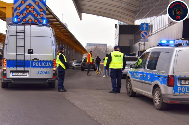 Próbował rozjechać policjantkę pod Dworcem Centralnym w Warszawie