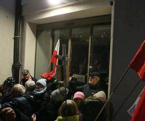 Protest przed siedzibą TVP 