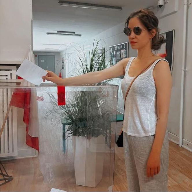 Wybory Prezydenckie 2025: Tak głosują gwiazdy w drugiej turze! Natalia Lesz
