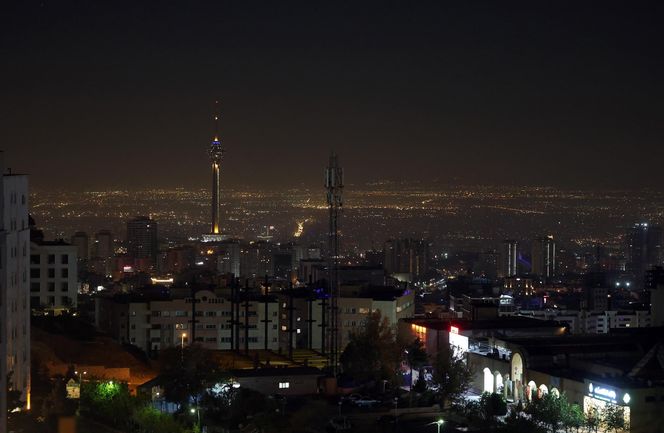 Atak odwetowy Izraela na Iran. Trzy precyzyjne serie