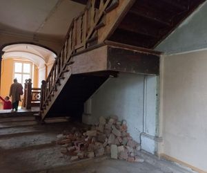 Zabytkowa kamienica przy Królowej Jadwigi w Lesznie odzyska dawny blask