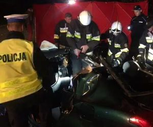 Karolina, Klaudia i Julia roztrzaskały się na drzewie. Młode piłkarki zginęły na miejscu