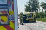 Zderzenie trzech pojazdów w Starym Opolu. Dwie osoby trafiły do szpitala