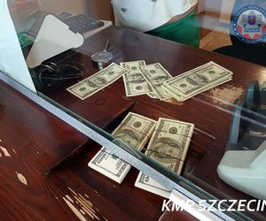 Przyjechali z Niemiec z fałszywymi dolarami. Chcieli je sprzedać w kantorze