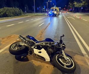 Dramat na Bemowie. Busem wjechał w motocyklistę i uciekł
