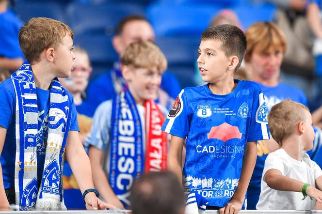 Tłumy kibiców na Stadionie Śląskim. Ruch Chorzów zmierzył się z Pogonią Siedlce