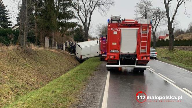 Poważny wypadek w Racławicach, lądował śmigłowiec LPR. Droga całkowicie zablokowana