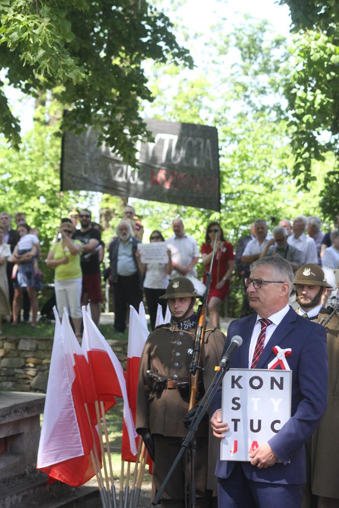Protest przeciwko Markowi Kuchcińskiemu w Przemyślu