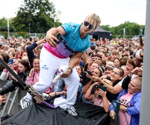 Śląska Scena Letnia na promenadzie przy Stadionie Śląskim w Chorzowie
