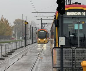 Historyczny powrót tramwaju do Wilanowa. To nie koniec budowy. Do kiedy potrawają utrudnienia?