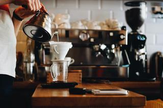 Tutaj popracujesz i zjesz coś dobrego! Oto TOP 8 kawiarni do pracy w Warszawie [PRZEGLĄD]