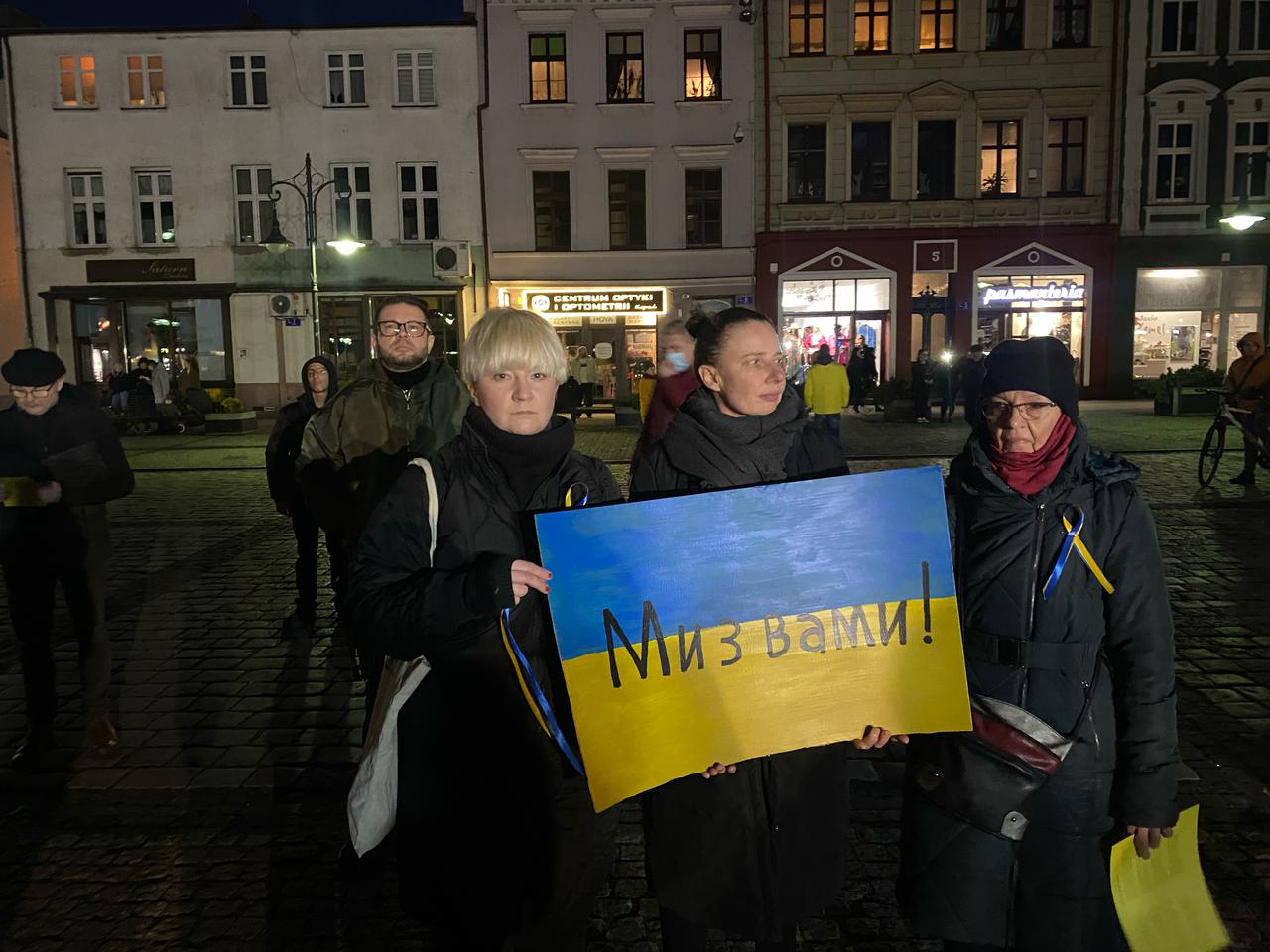 Ostrów solidarny z UKRAINĄ! Manifestacje w całym regionie