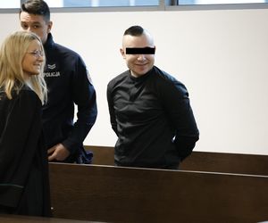 Leoś umierał 4 dni. Karolina W. i Damian G. w sądzie. Najpierw płakali, teraz się śmieją