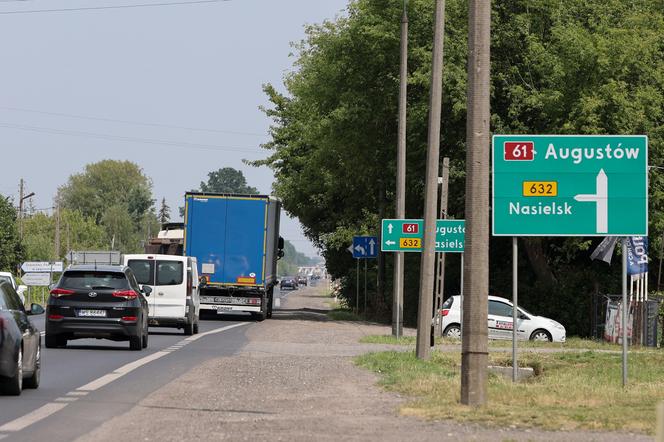  Drogowcy mieli poszerzać wylotówkę na Mazury. Inwestycja mocno się opóźnia 