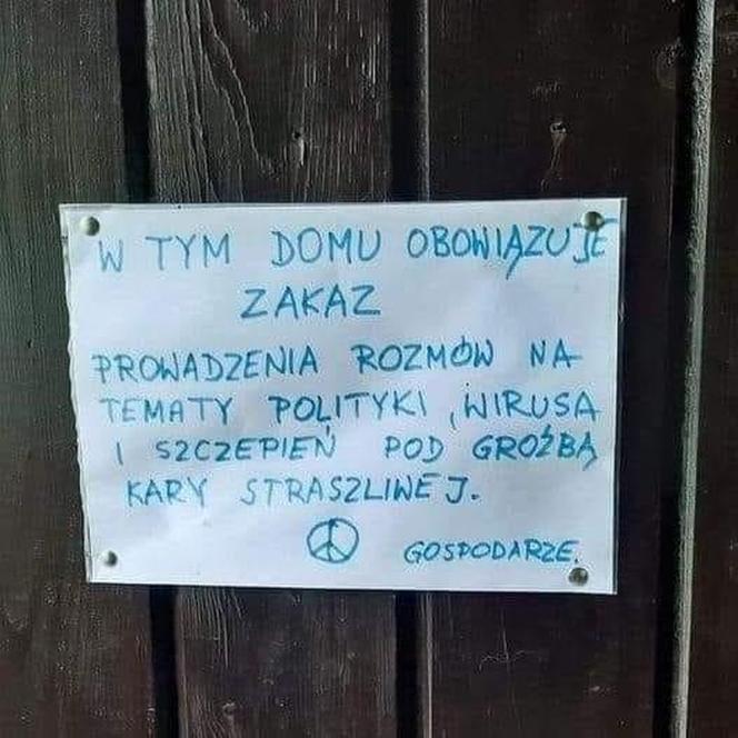 Ogłoszenia na klatkach schodowych