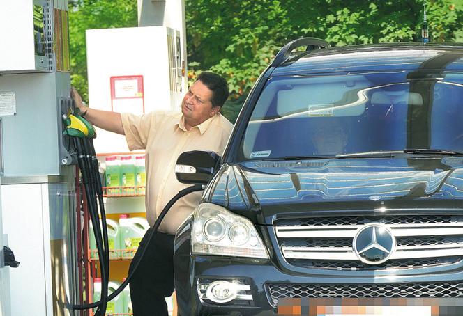 Tak się upasł kolejowy związkowiec
