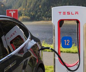 12. Tesla