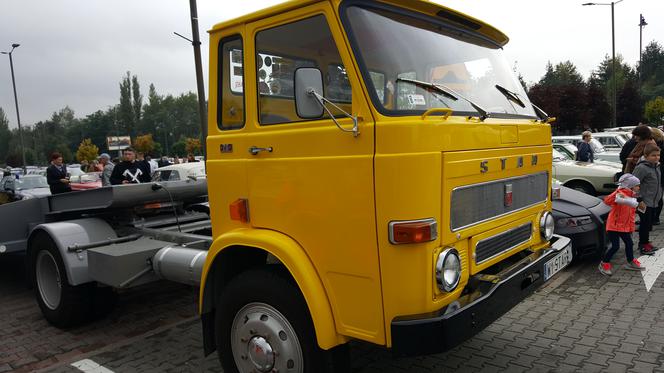 ClassicMania - Zlot Pojazdów Zabytkowych w Sosnowcu