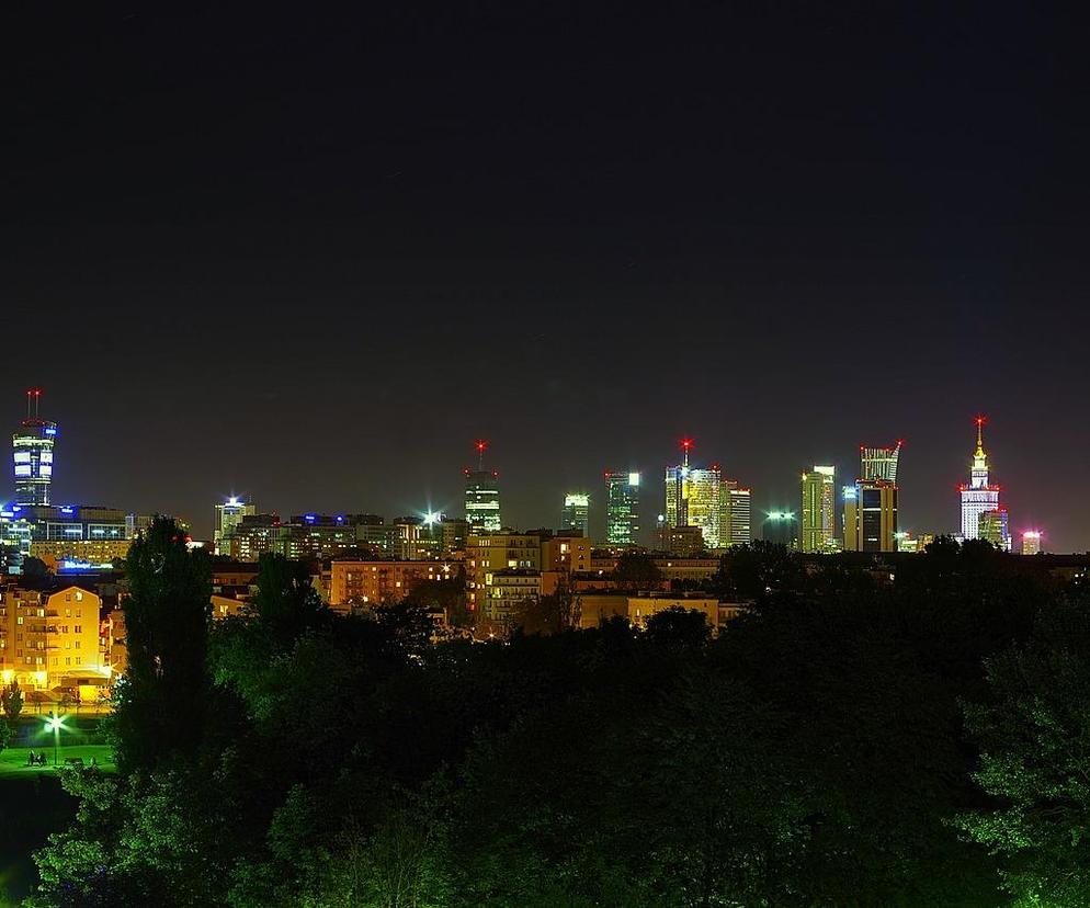 Panorama Warszawy nocą