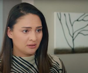 Melis ogłosi, że jest w ciąży z Egem i w ten sposób zmusi go do ślubu.