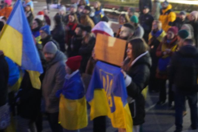 Manifestacja w trzecią rocznicę wybuchu wojny w Ukrainie