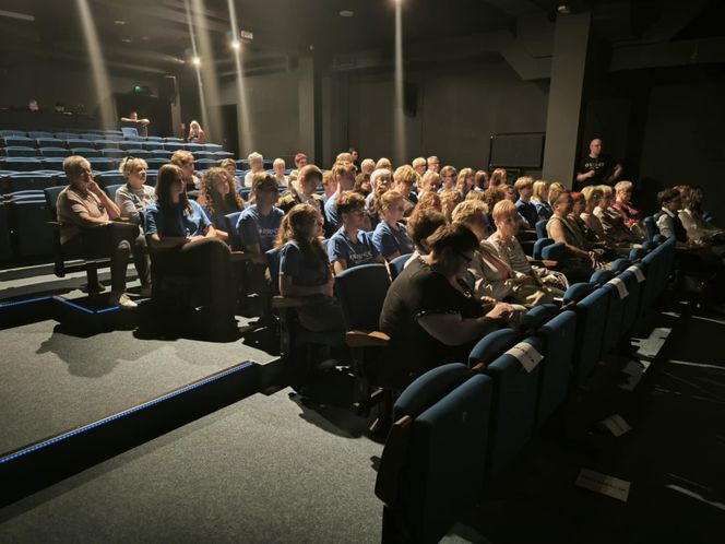 Dialog pokoleń w Teatrze Miejskim w Lesznie