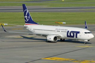 Co dalej z lotami z Radomia po katastrofie F-16? Ważne słowa rzecznika LOT-u