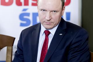 Asystent Szydło szefem lotniska i nadzorcą Kurskiego